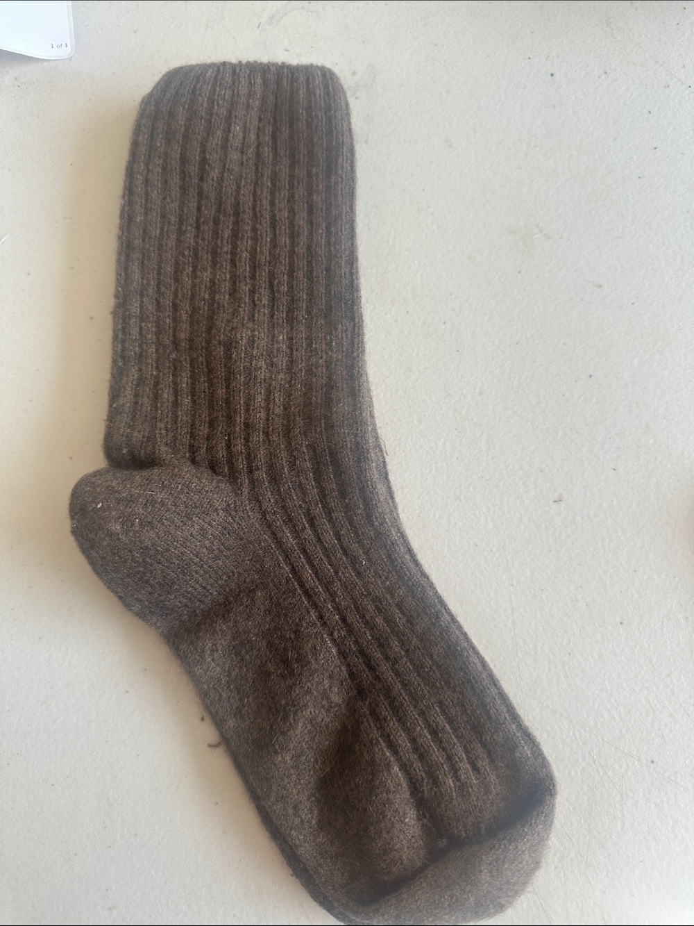 Cozy Ribbed Cashmere Crew Socks - Mid Calf. Brown Y258
